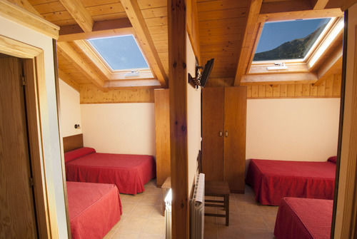 Hostal Parque Natural Benasque Eksteriør billede